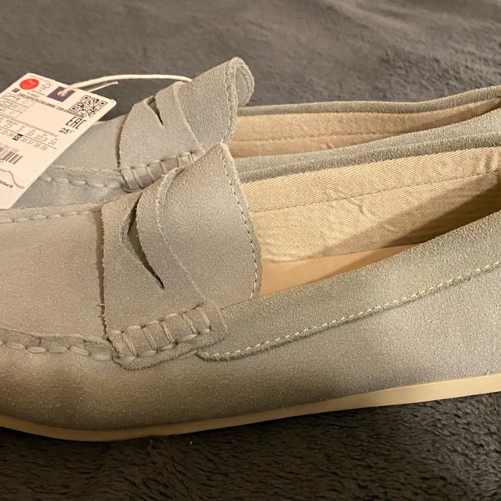 Zara Kids Suede Moccasin Loafers in Light Gray